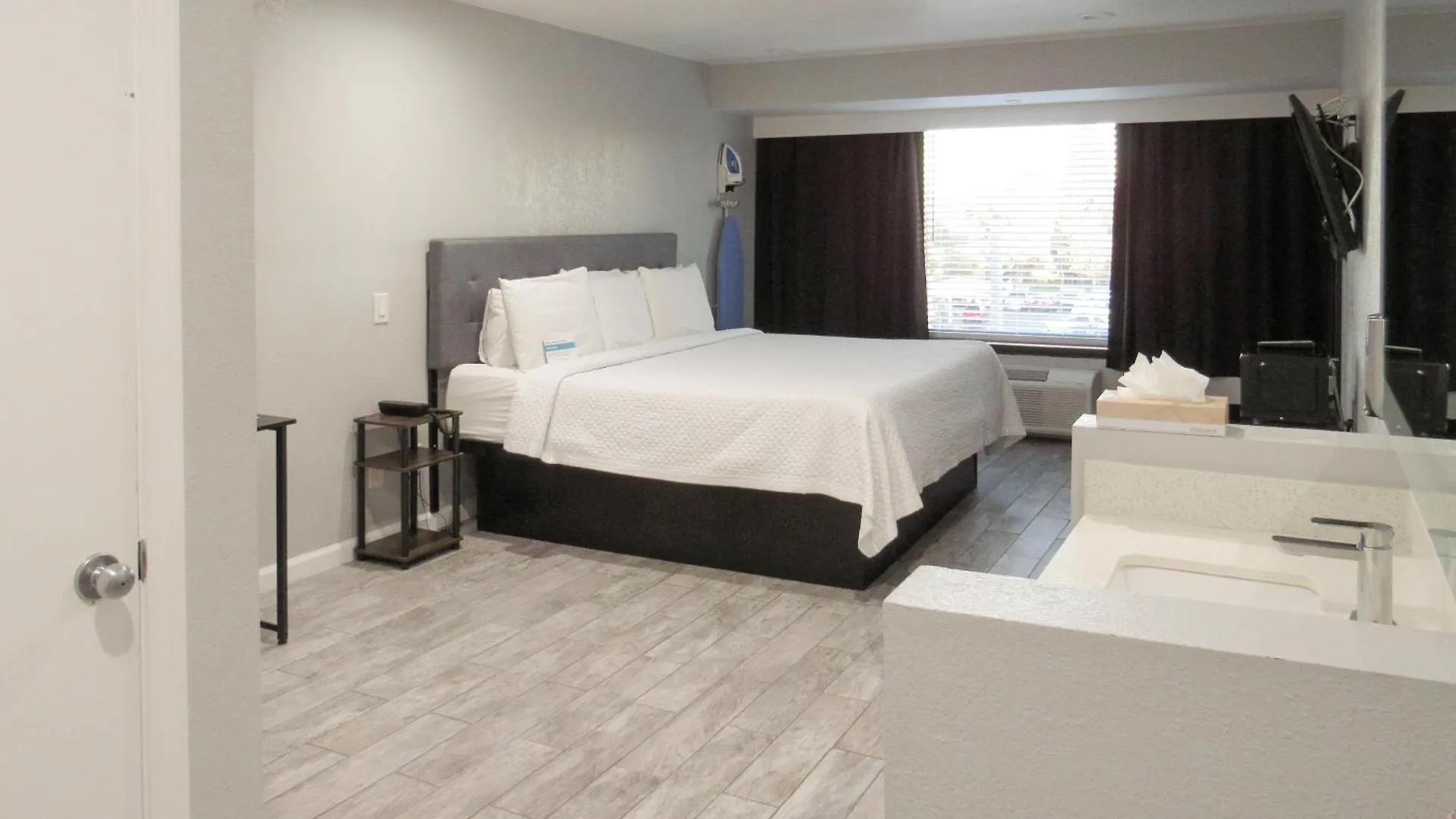 Capri Suites Anaheim 2*,  Stany Zjednoczone Ameryki